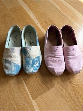 TOMS women’s Slip-On Shoes - Pink & Blue Tie-Dye size 6.5